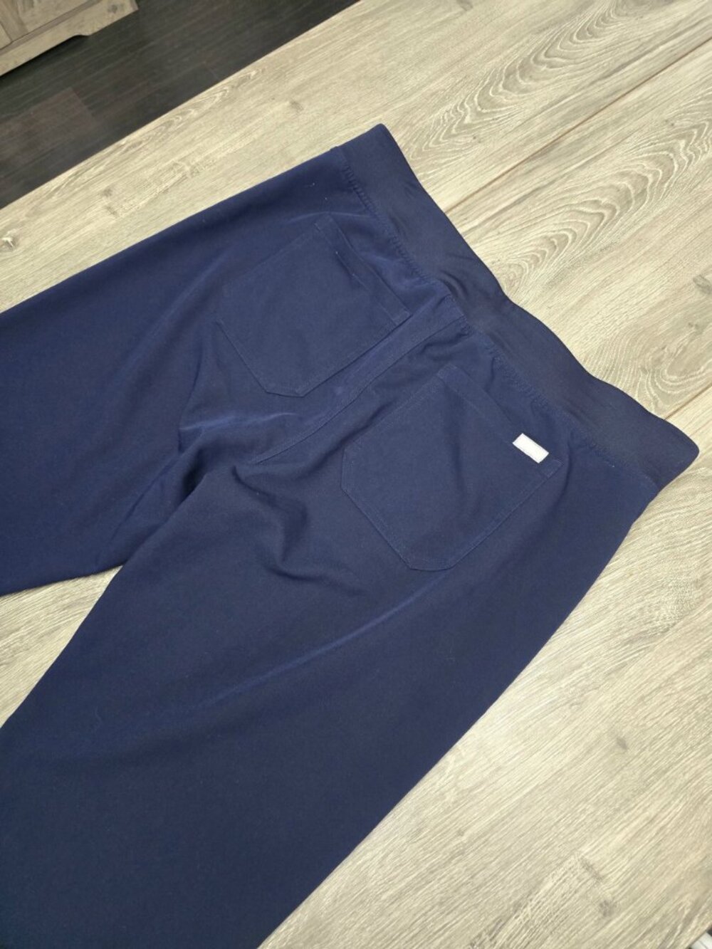 Figs Womens Livingston Navy Blue Technical Collection Scrub Pants L/P - Picture 10 of 10